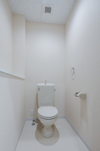 八田町１－１３－６ＧＩＭＵＣＯのトイレ|※内観イメージパースです。内装の色などが異なる場合があります。