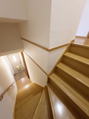 【内装】 | ノイＢ