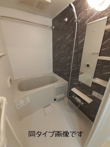 カーサ　コモダの浴室