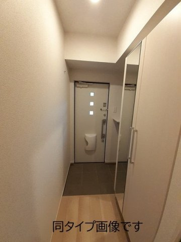 カーサ　コモダの玄関