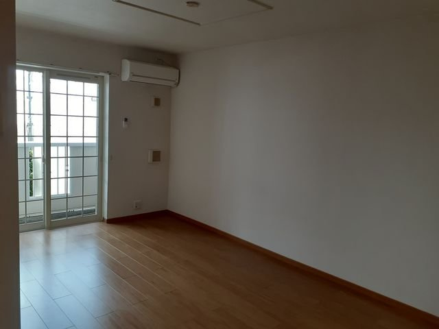 プレシャスコートＫ西浜の居間・リビング