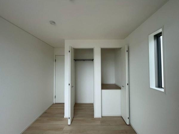 紀の川市下井阪第3-4号棟　新築戸建の洋室