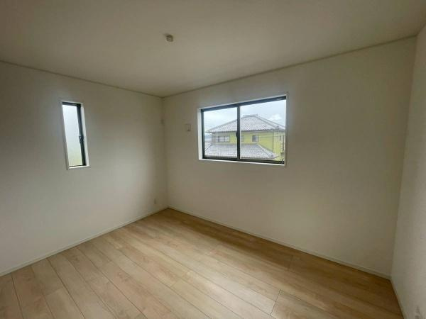 紀の川市下井阪第3-4号棟　新築戸建の洋室