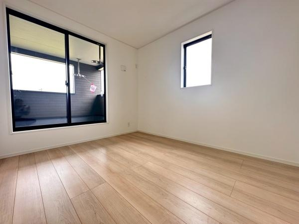 岩出市中島第2-2号棟　新築戸建の洋室