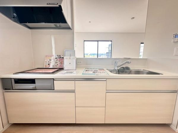 岩出市中島第2-2号棟　新築戸建のキッチン