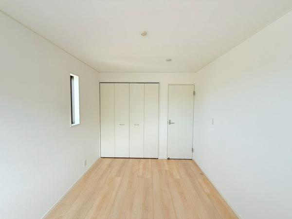 岩出市中島第2-1号棟　新築戸建の洋室