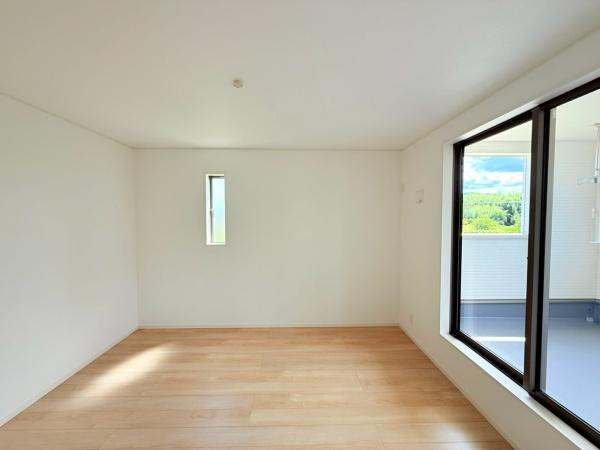 岩出市中島第2-1号棟　新築戸建の洋室
