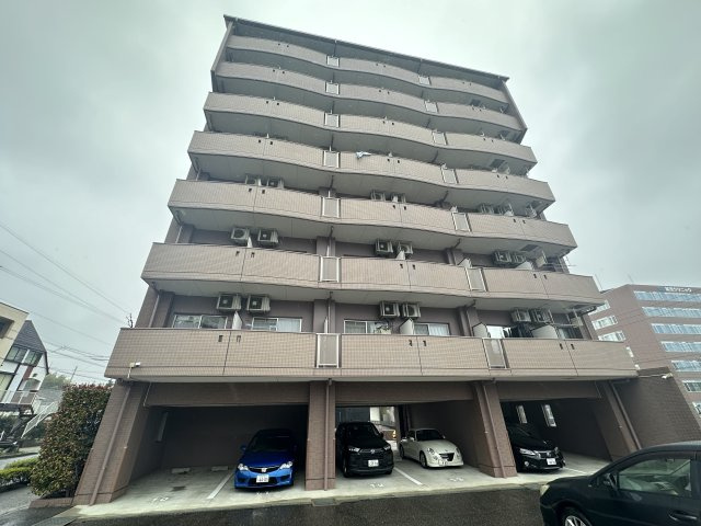 けやき通りの外観