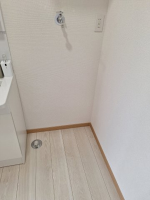 【設備】 | 仁井田新田1丁目アパート | 洗濯機置き場