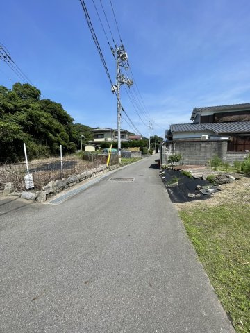 黒島2丁目　土地の前面道路含む現地写真