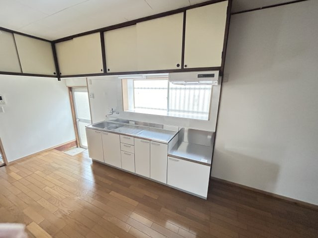 津福今町中古住宅のキッチン