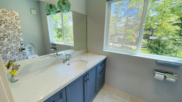 【動画付き】千ヶ滝別荘地 あさまテラス ガレージ付き中古戸建のトイレ