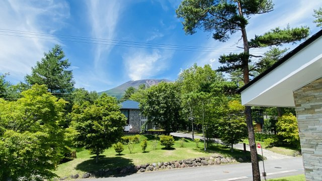 【動画付き】千ヶ滝別荘地 あさまテラス ガレージ付き中古戸建の展望