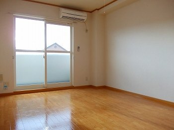 【内装】 | プリムローズ | 内装は落ち着いています