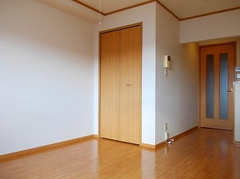 【内装】 | プリムローズ | きれいな内装です