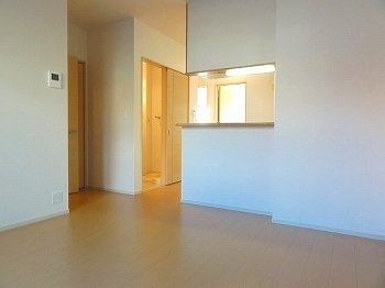 【居間・リビング】 | ハマナスⅠ | ゆったり過ごせる居間です