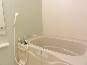 【浴室】 | ハマナスⅠ | 落ち着いた空間のお風呂です