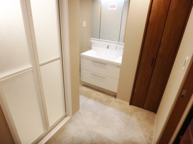 甲子園住宅の洗面所