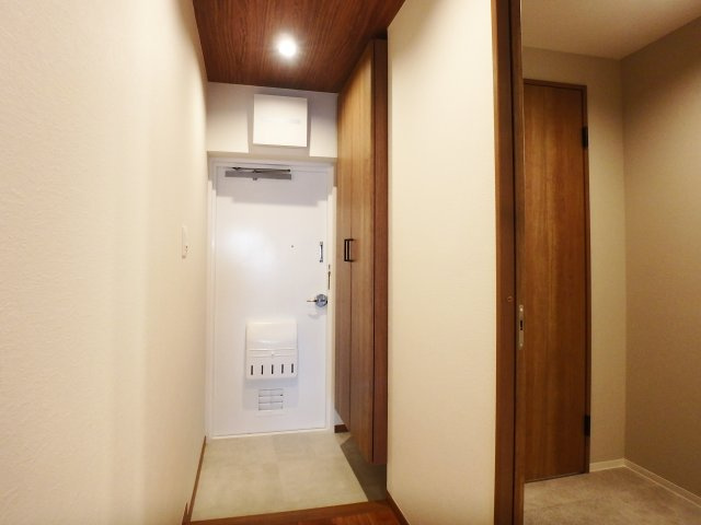 甲子園住宅の玄関