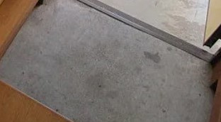 【玄関】