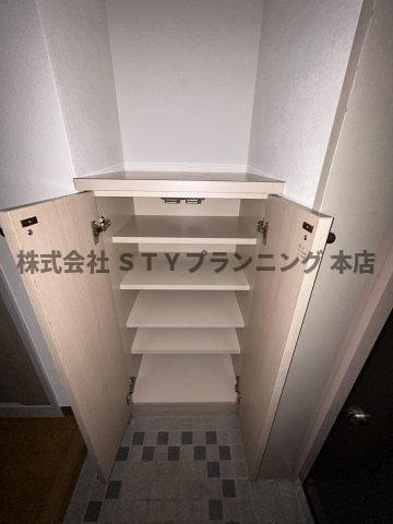仲介手数料０円！ジュノスの収納