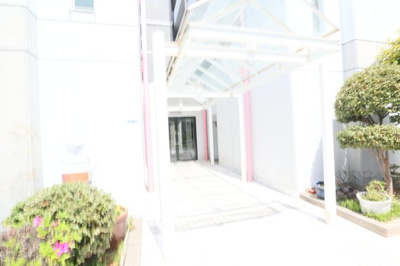 【エントランス】 | キューブ塚口