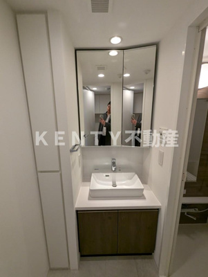 【洗面所】 | クレストコート池上六丁目 | ゆったりとスペースのある洗面所