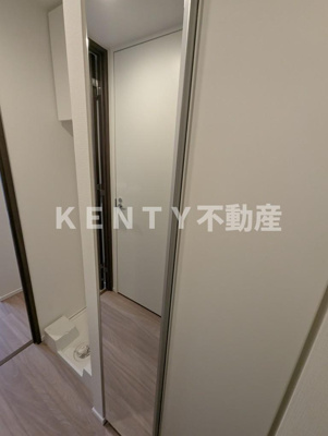 【玄関】 | クレストコート池上六丁目 | 明るい玄関です