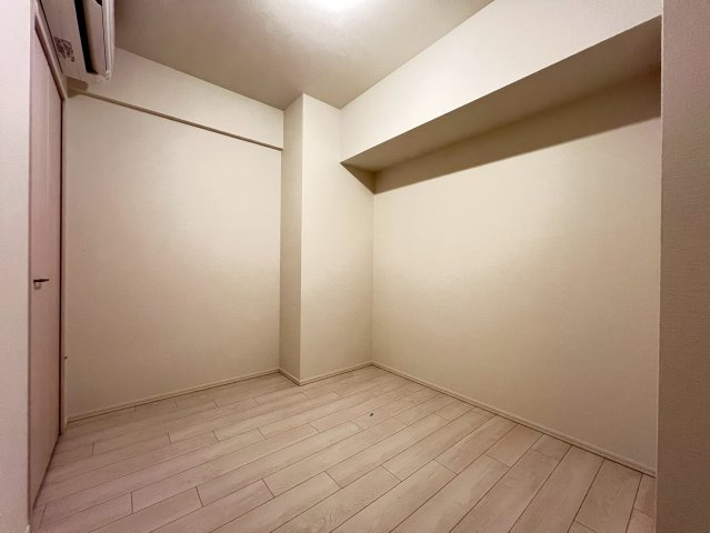 スプランディッド上本町WESTの洋室