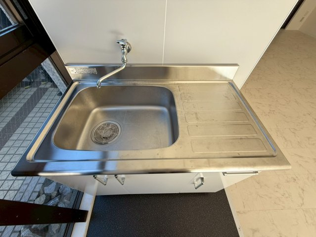 蔵ビルのキッチン