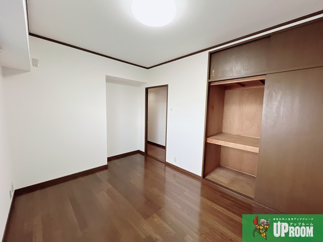 ハイツ・ソレアードの居間・リビング