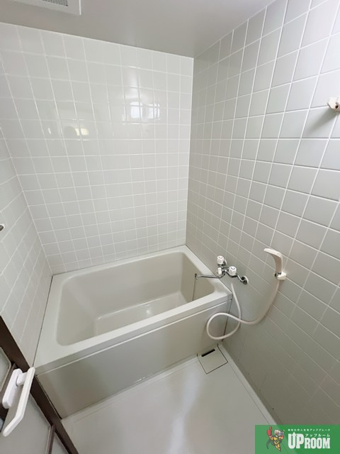 ハイツ・ソレアードの浴室