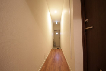 清潔感のある廊下。
