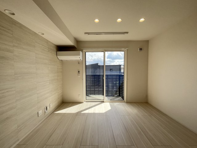 rekora(レコラ)の居間・リビング