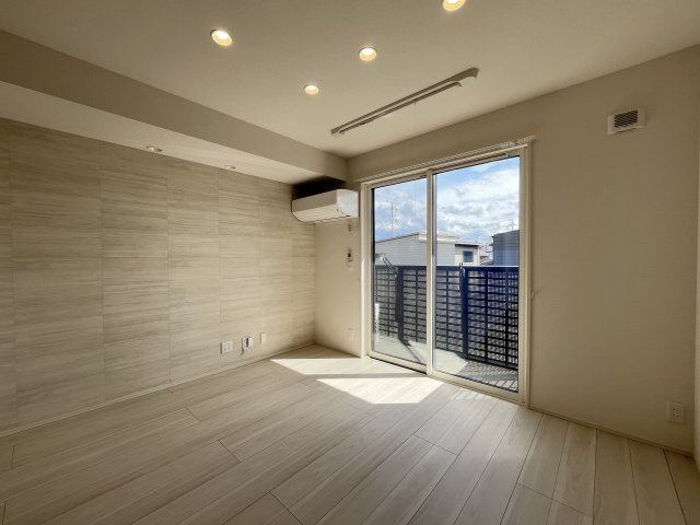 rekora(レコラ)の居間・リビング