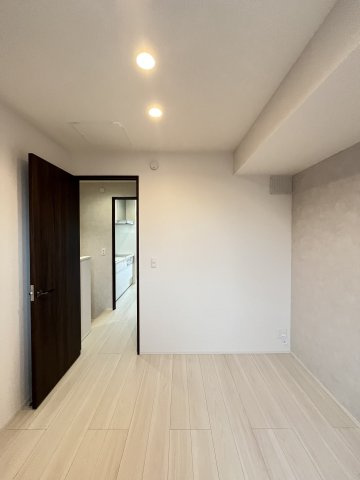 rekora(レコラ)の洋室