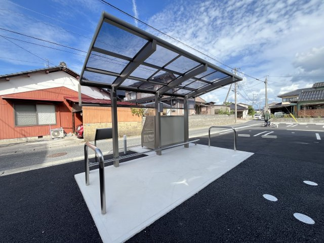 rekora(レコラ)の駐車場