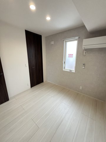 rekora(レコラ)の洋室