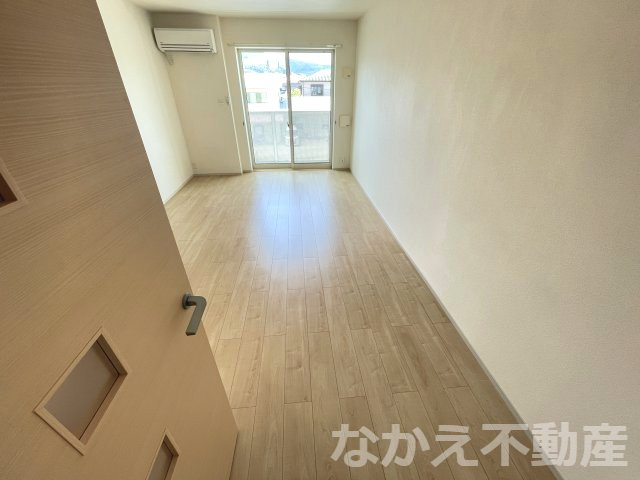 【寝室】 | 使い勝手のいい寝室です