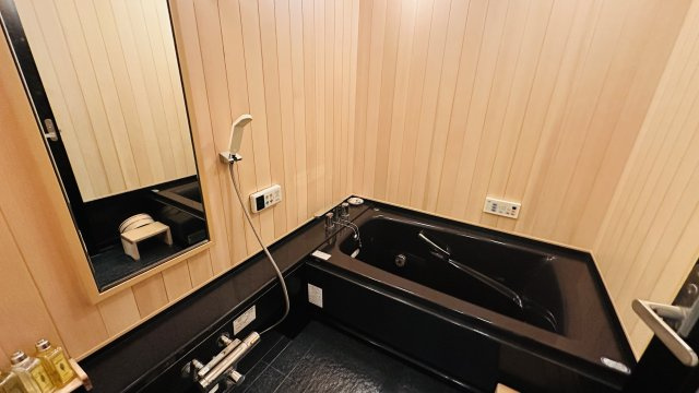 南軽井沢 八風の郷 高台に建つ中古戸建の浴室