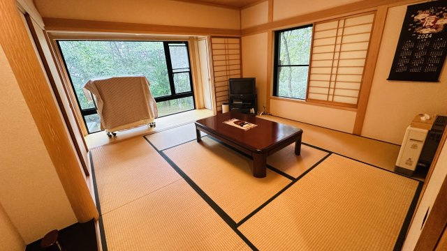 南軽井沢 八風の郷 高台に建つ中古戸建の和室