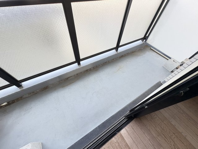 ホワイトセゾン宮久保のバルコニー