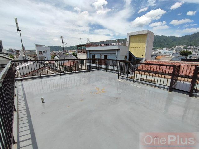 クラモトマンションのバルコニー|最上階ルーフバルコニー