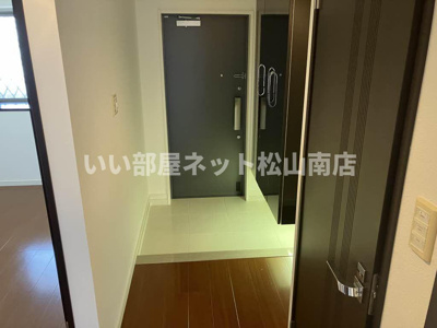 【玄関】 | オーヴィジョン道後湯之町