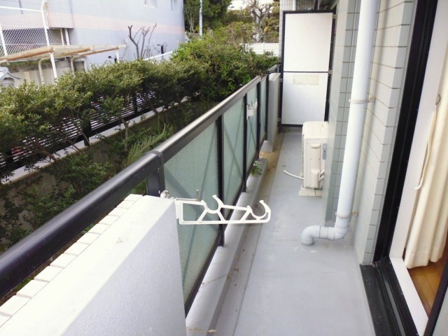 歌敷山ハイツのバルコニー