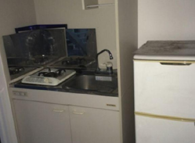 足立区梅島２丁目の倉庫の内装