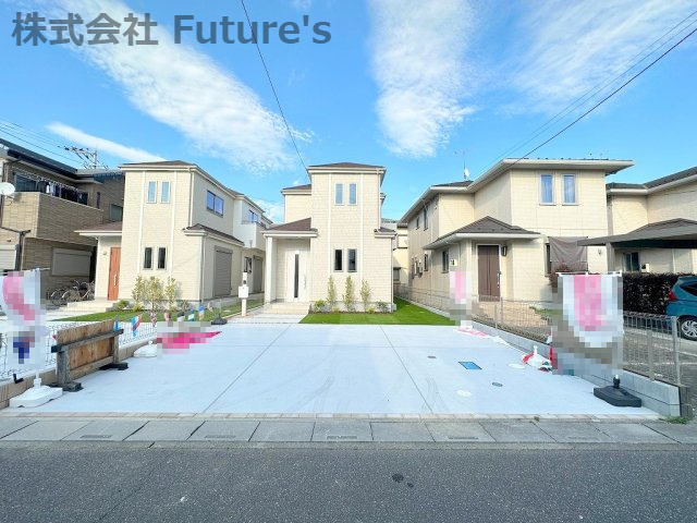吉川市中央2丁目　新築戸建　全2棟　2号棟の外観|敷地面積161平米のゆとりある邸宅です