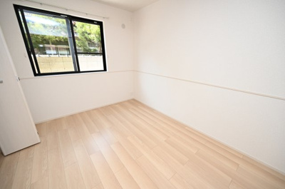 【洋室】 | メゾン山の辺