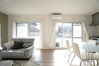 【居間・リビング】 | 【リノベ済】エメラルドマンション安古市 | 室内（2026年2月5日13：50頃）撮影