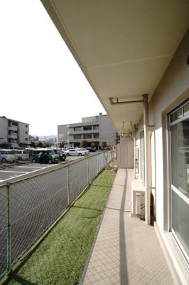 【バルコニー】 | 【リノベ済】エメラルドマンション安古市 | 屋外（2026年2月5日13：50頃）撮影